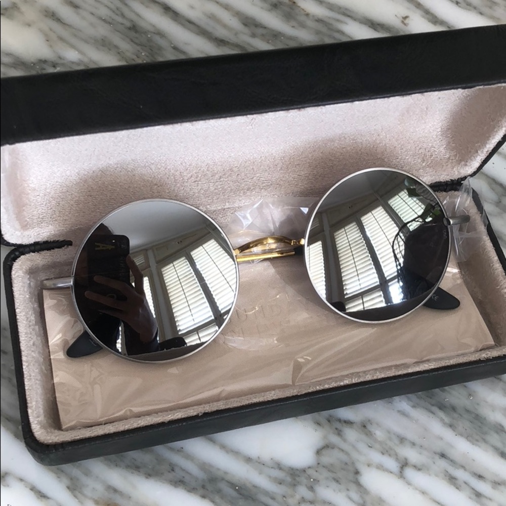 Sunday somewhere mirror reflector glasses